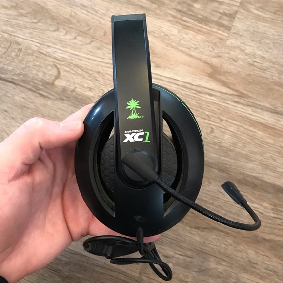 Xbox 360 Headset - Picture 3 of 5